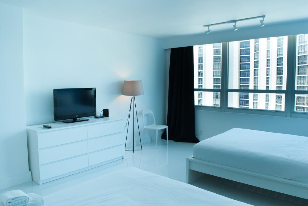 Beach Apartments - Free Parking Miami Beach Buitenkant foto
